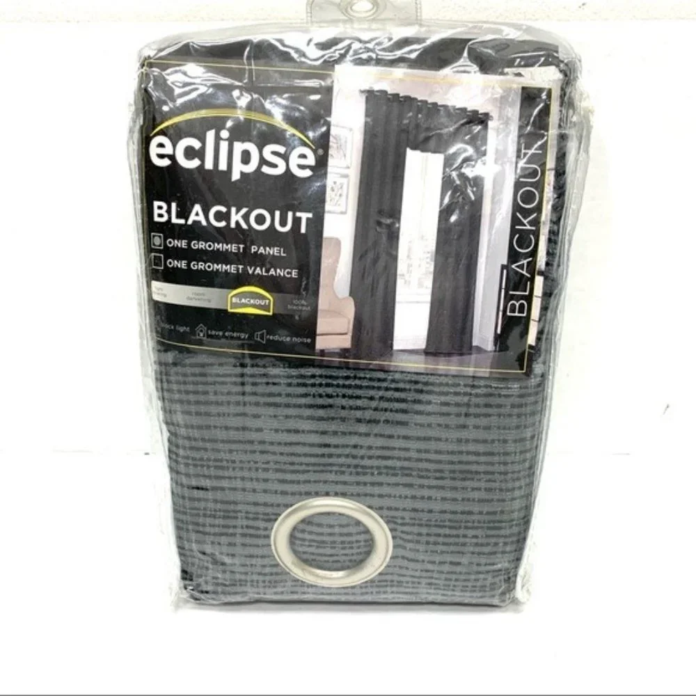 ECLIPSE Trevi Thermal Blackout Single Panel Grommet Curtain Black 52 x 108 NEW